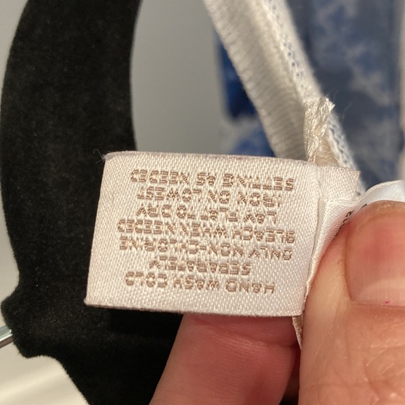 Chico's Vintage Shades of Blue Floral Cardigan, 3/4 Length Sleeves, Size 3 - Picture 3 of 6